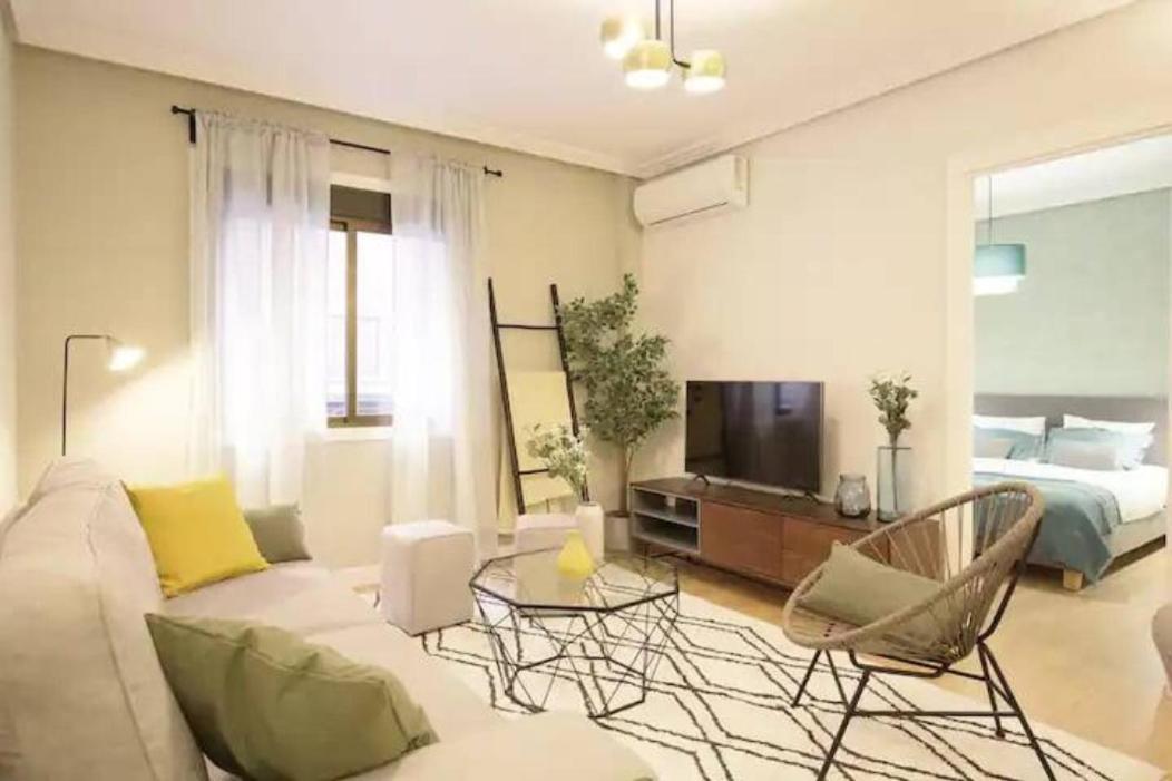 Guestready - Un Moderno Apartamento A Un Paso De La Plaza Mayor Madrid Kültér fotó