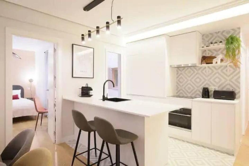 Guestready - Un Moderno Apartamento A Un Paso De La Plaza Mayor Madrid Kültér fotó